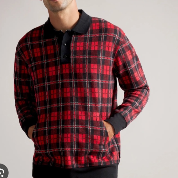 Sweater - Picture 4 of 4